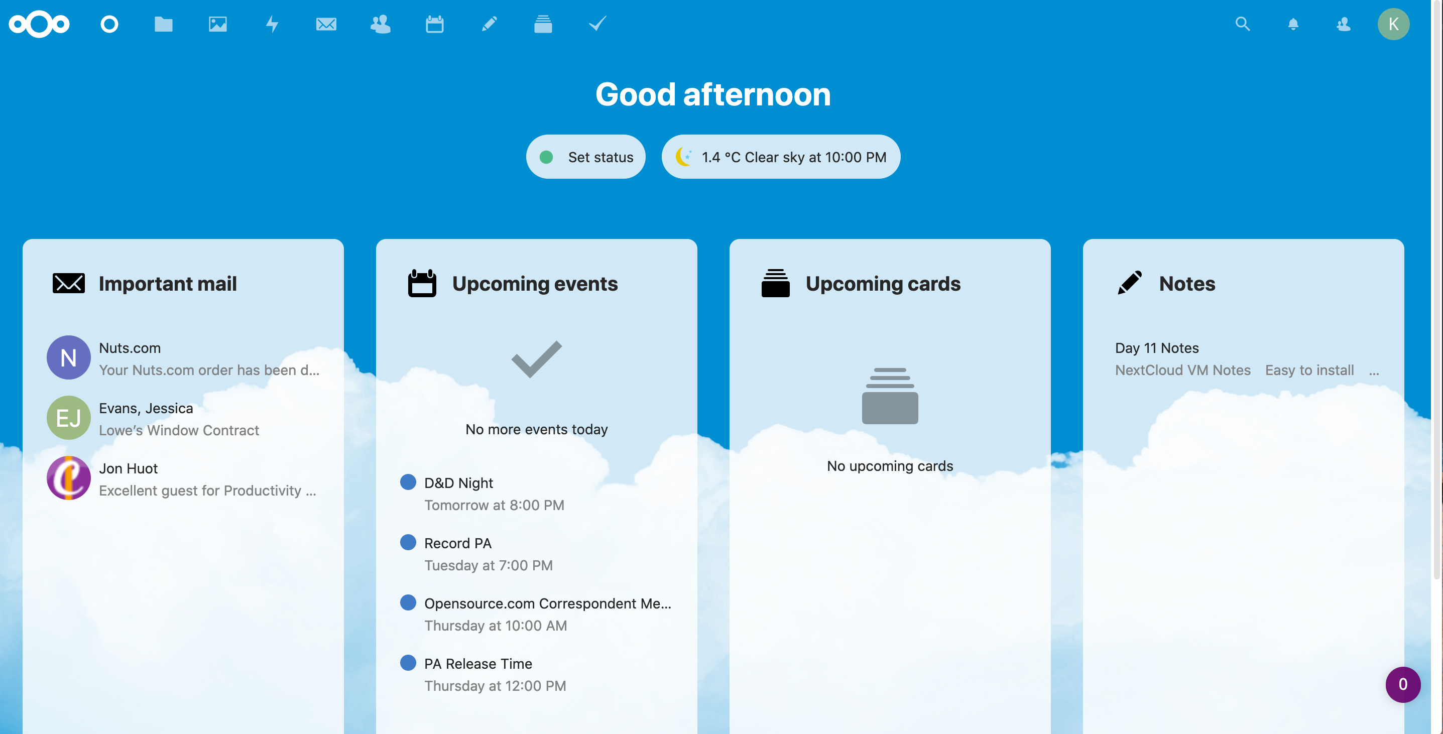 NextCloud Dashboard displaying service options