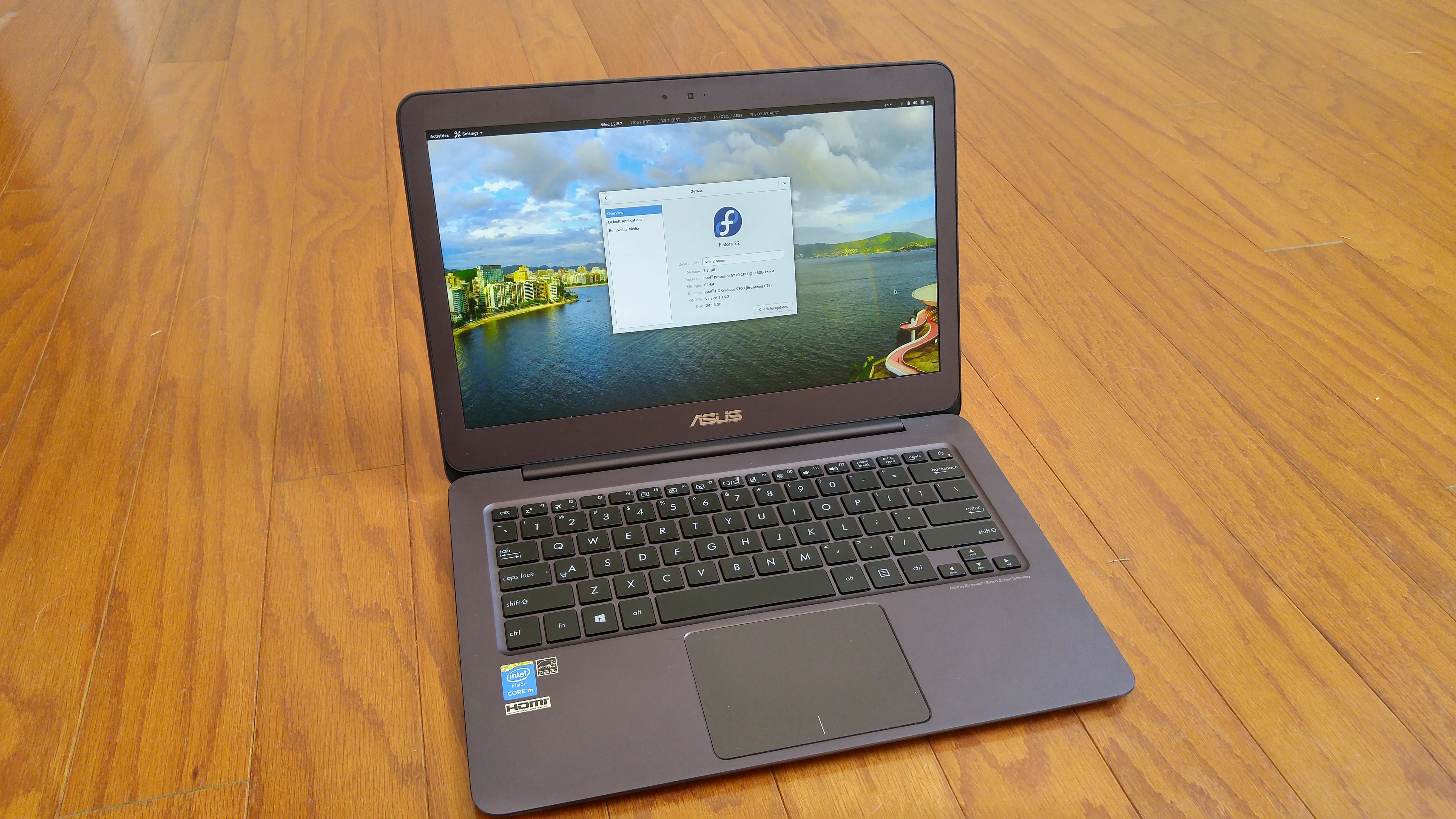 ASUS Zenbook running Fedora for Linux