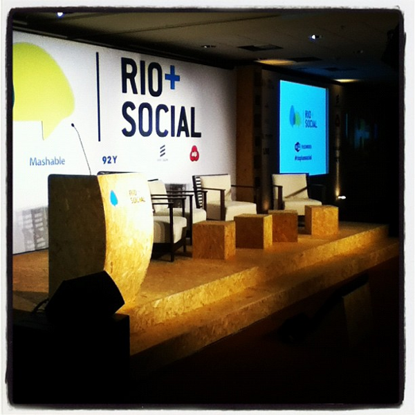 Rio + Social