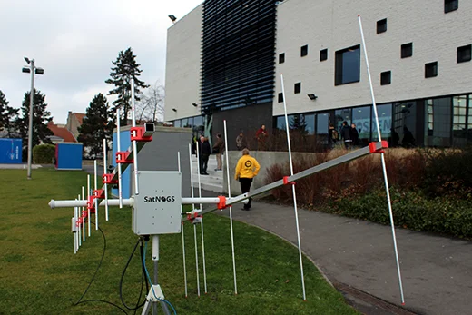 SatNOGS deployment at FOSDEM 2015