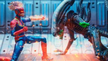 Captain Marvel toy fighting