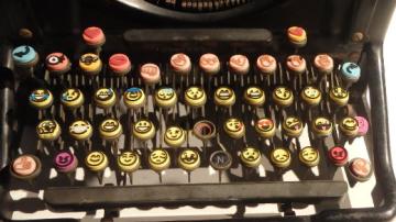 Emoji keyboard