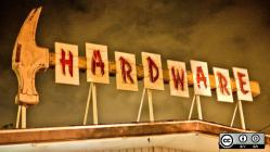 A sign that says hardware.