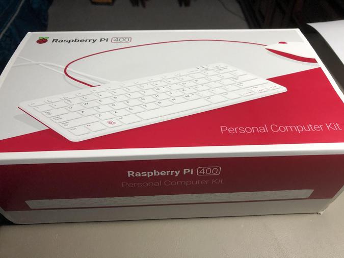 Raspberry Pi 400 box