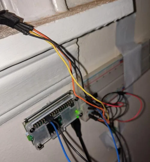 Lighting hardware wiring