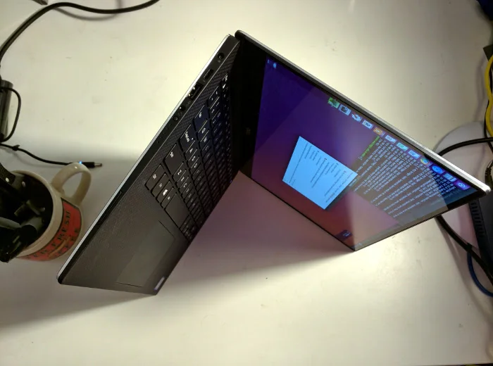 Dell XPS 13 Developer Edition's left side